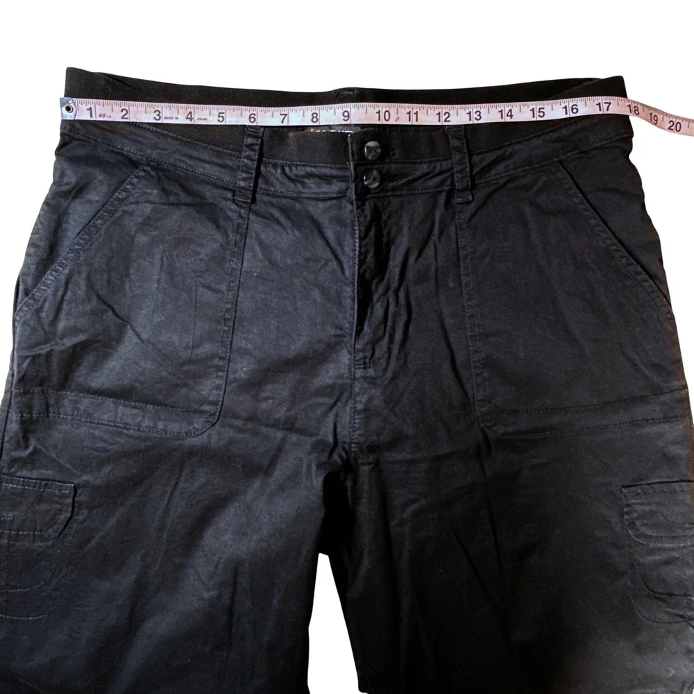 Lee Cargo Shorts Womens 16‎ Black  Relaxed Fit Mid Rise Utility Pocket